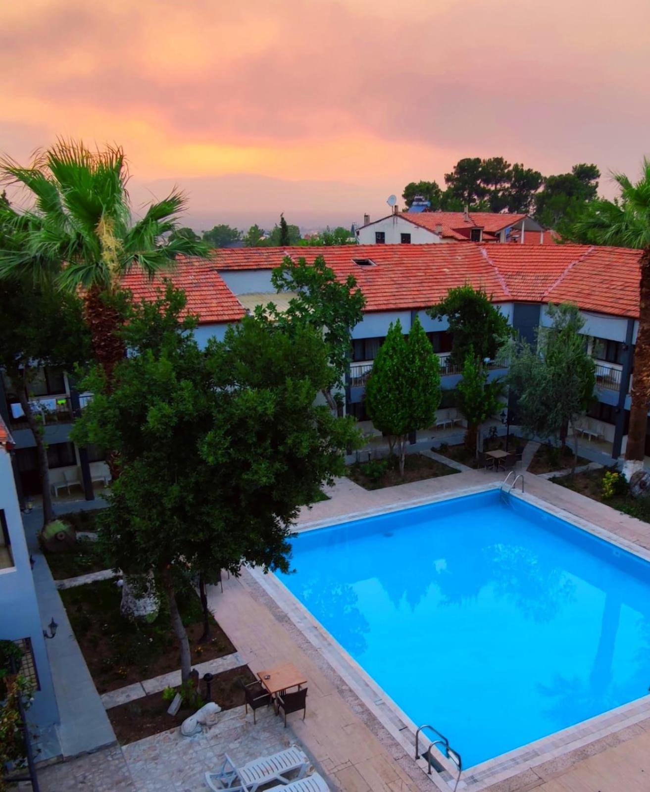 Artemis Yoeruek Otel Old Town Pamukkale Exteriör bild